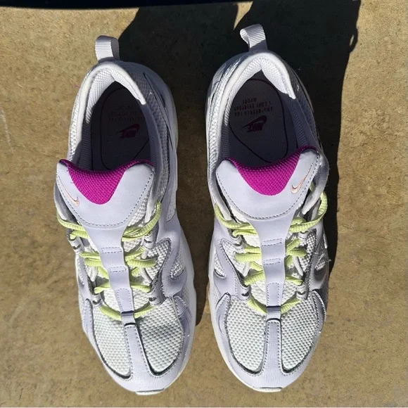 Size 5Y (6.5 Women’s) - Nike Air Force 1 LV8 3 Low Wheat - Picture 6 of 9